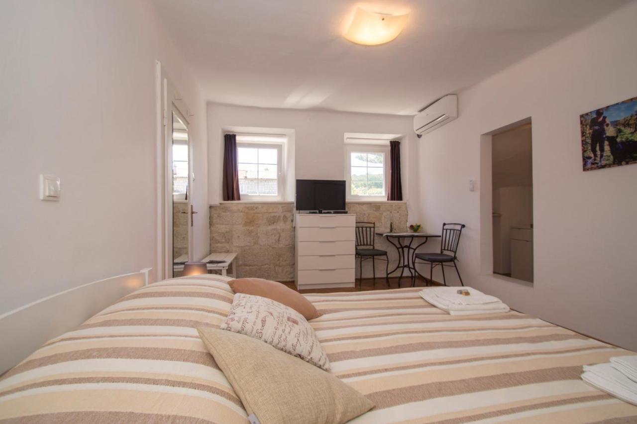 White House Apartments Korčula Esterno foto